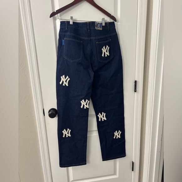 Abstract By Jules New York Yankees Navy Logo Patch Men's Jeans - Picture 5 of 11